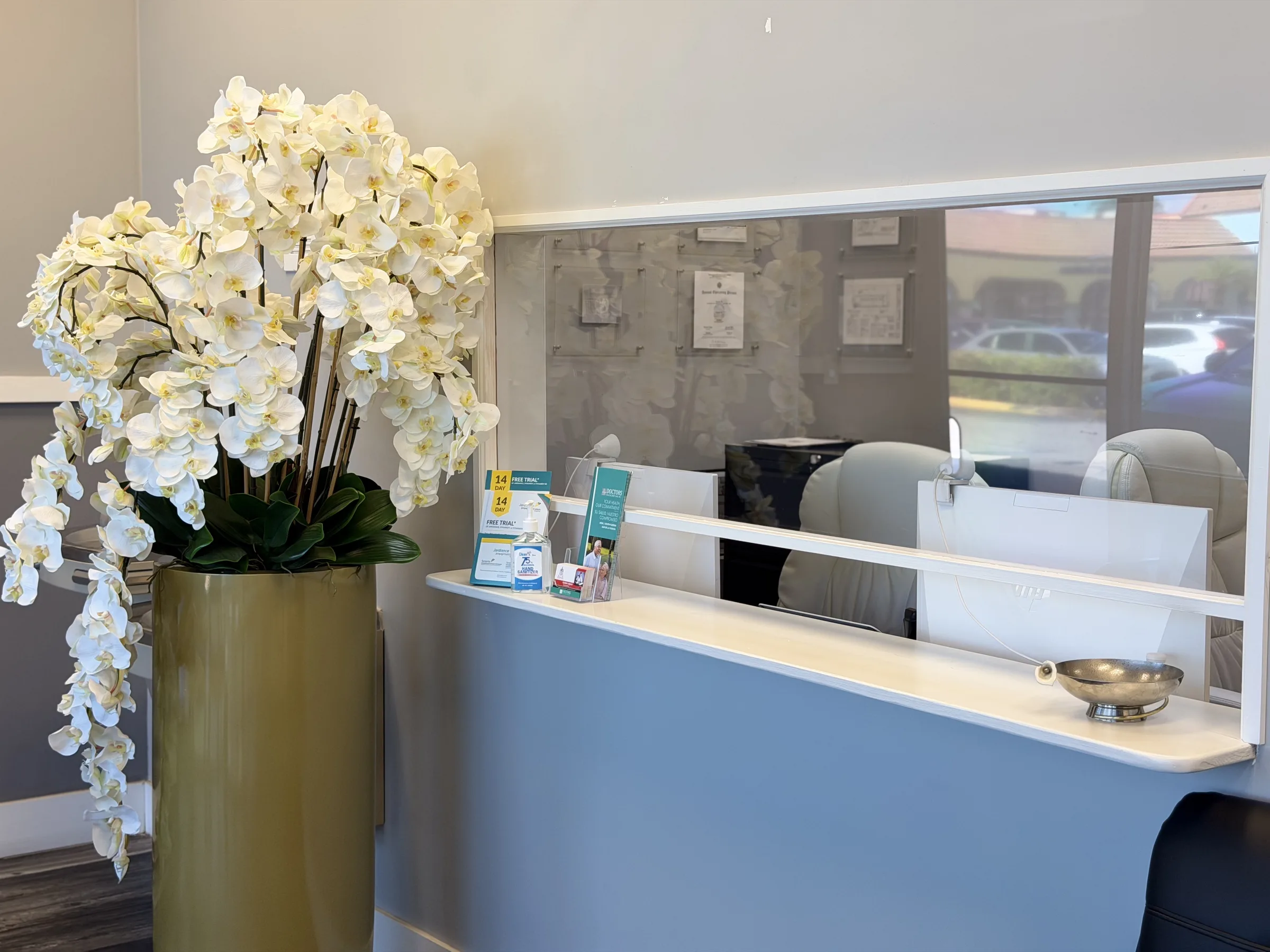 View of the reception counter and service window.